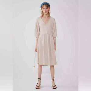 ZARA Beige Loose-Fitting Textured Shift V-Neck Dress